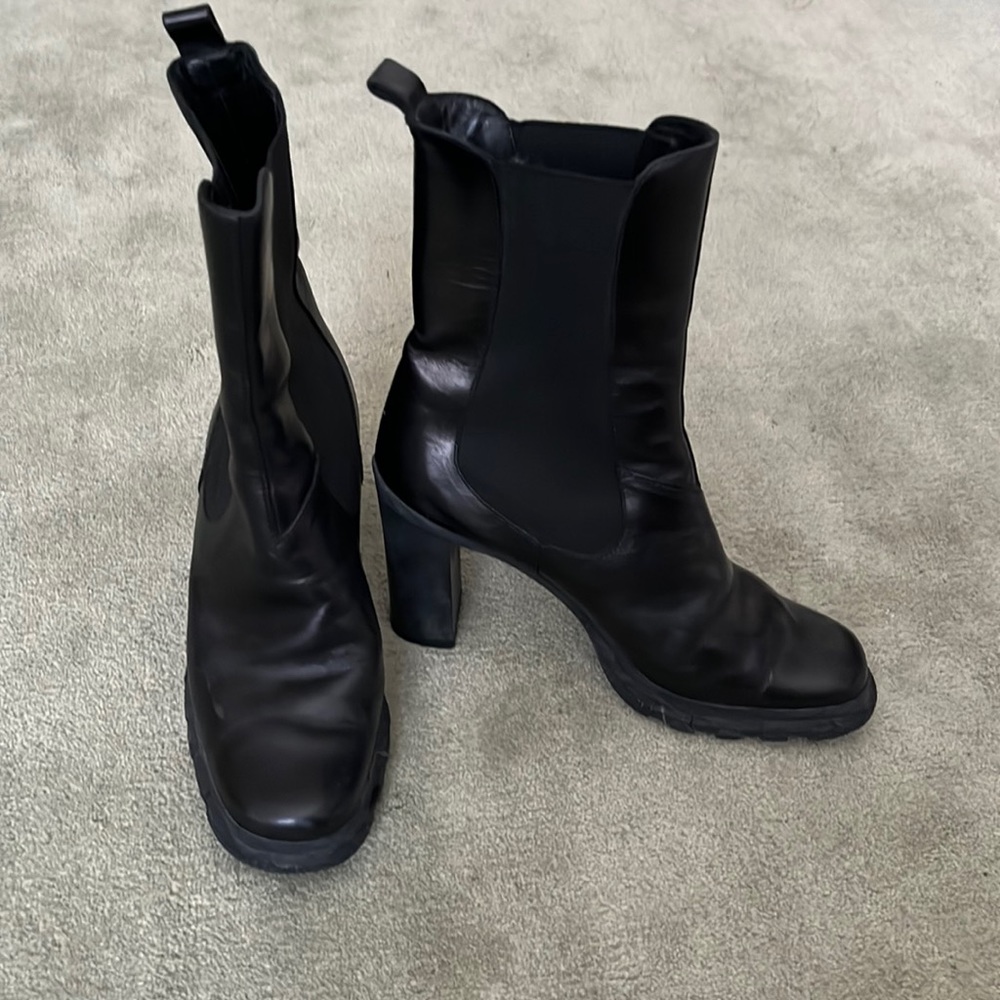 Vintage Miu Miu Leather Heeled Chelsea Boot with Tread Sole 38